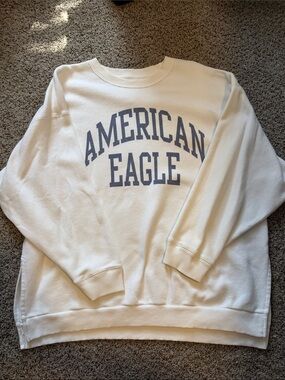 American Eagle Outfitters White Crewneck Sweatshirt with Gray Logo